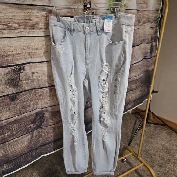 Rue21 Denim - Ladies NWT jeans